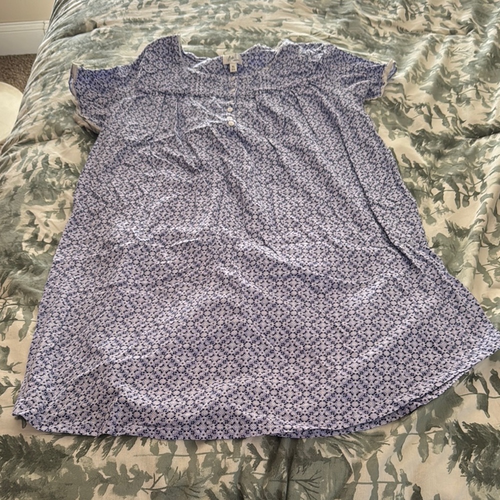 Aria Blue Floral Nightgown